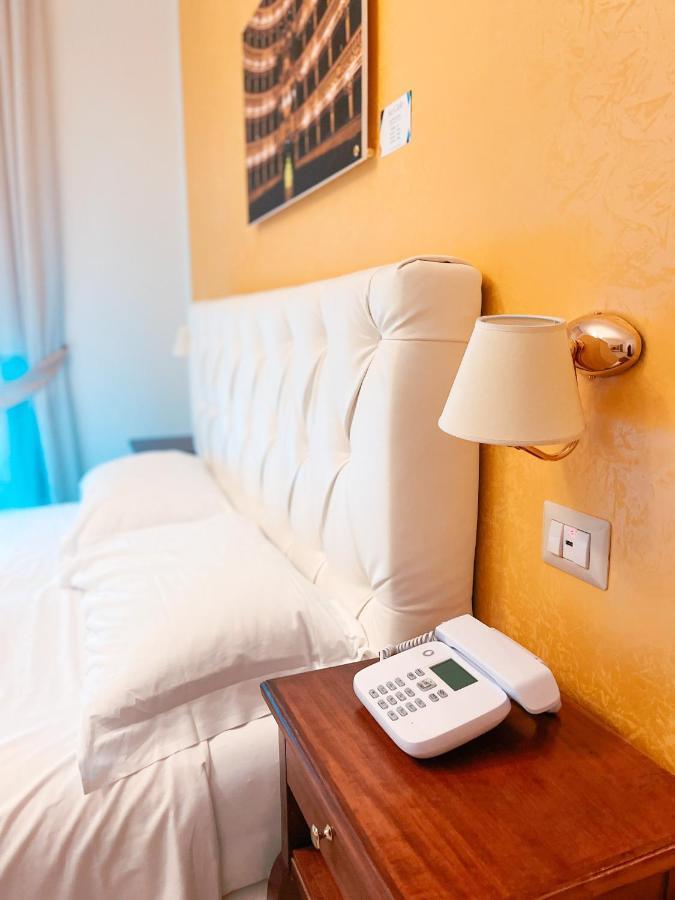 Neapolitantrips Hotel Luaran gambar