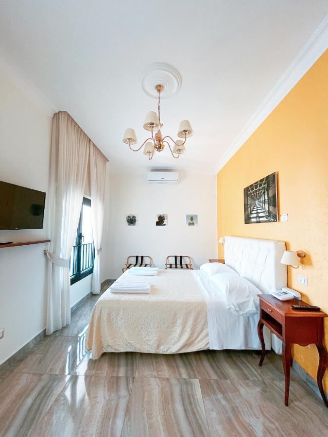 Neapolitantrips Hotel Luaran gambar